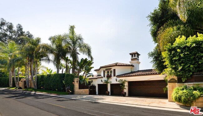 Building Photo - 10824 Chalon Rd
