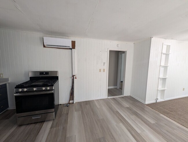 Foto del edificio - 1 Bedroom Home Pryor