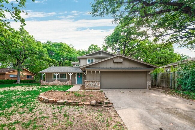 Foto del edificio - 2817 Blackwood Dr