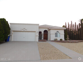 Building Photo - 917 Tecate Pl