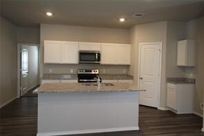 Building Photo - 323 Pecos Dr