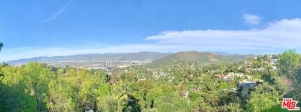 Building Photo - 7353 Pyramid Pl