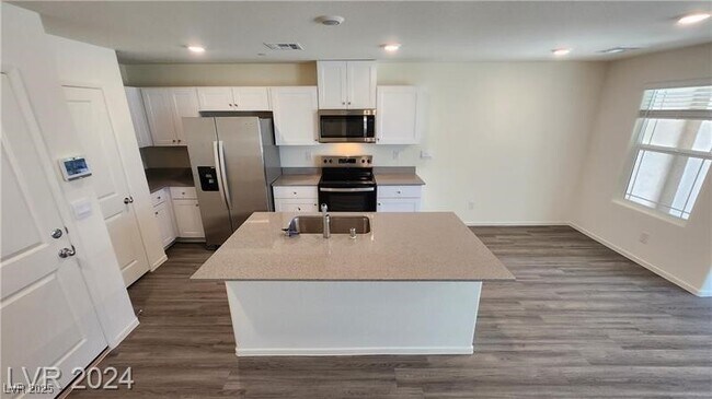 Foto del edificio - 1901 Brio Vis St