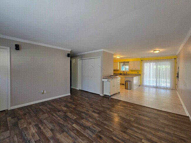 Foto del edificio - 1855 Luneta Ct