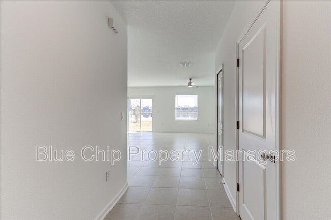 Building Photo - 1212 Belle Isle Ln