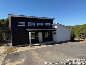 Building Photo - 252 Lexington Pass