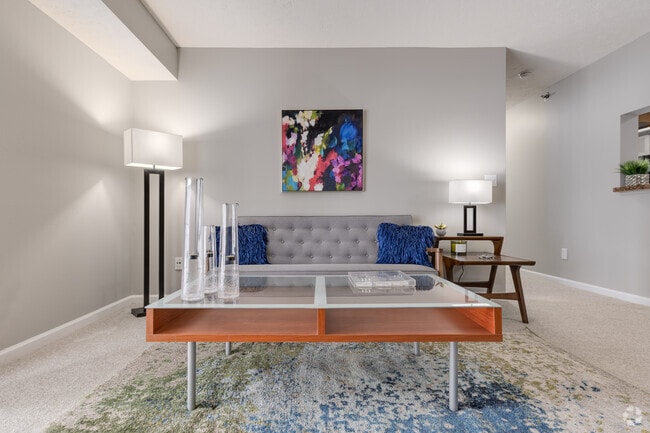 2BR, 2BA - 1000 SF - Club Meridian Apartments