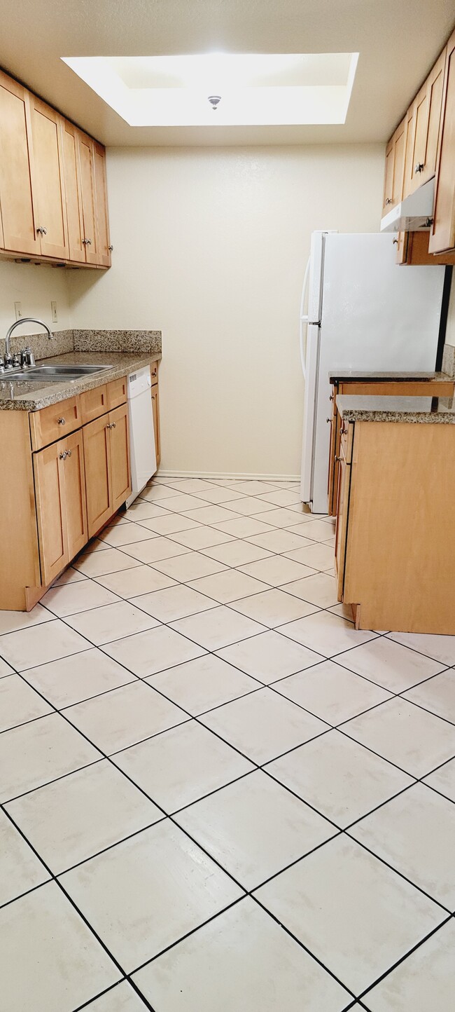 Kitchen - 1445 W 227th St