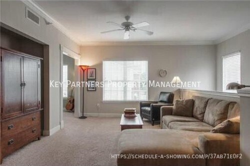 Building Photo - 11611 Tomahawk Creek Pkwy