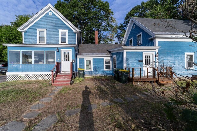 Foto del edificio - 66 Lyford St