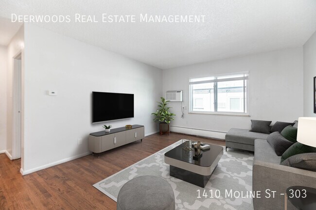 Building Photo - 1 Bed / 1 Bath Available In Aurora!  -