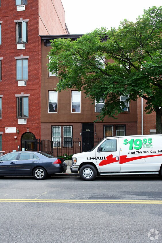 Foto del edificio - 561 6th Ave