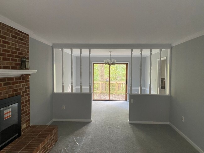 Building Photo - 4 Bedroom Single Family Home in Chester