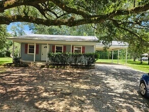 Building Photo - 44320 Simpson Pl
