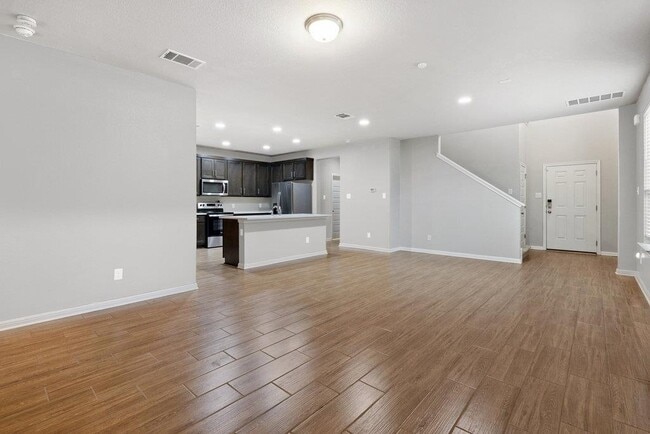 Foto del edificio - 236 El Dorado Rd