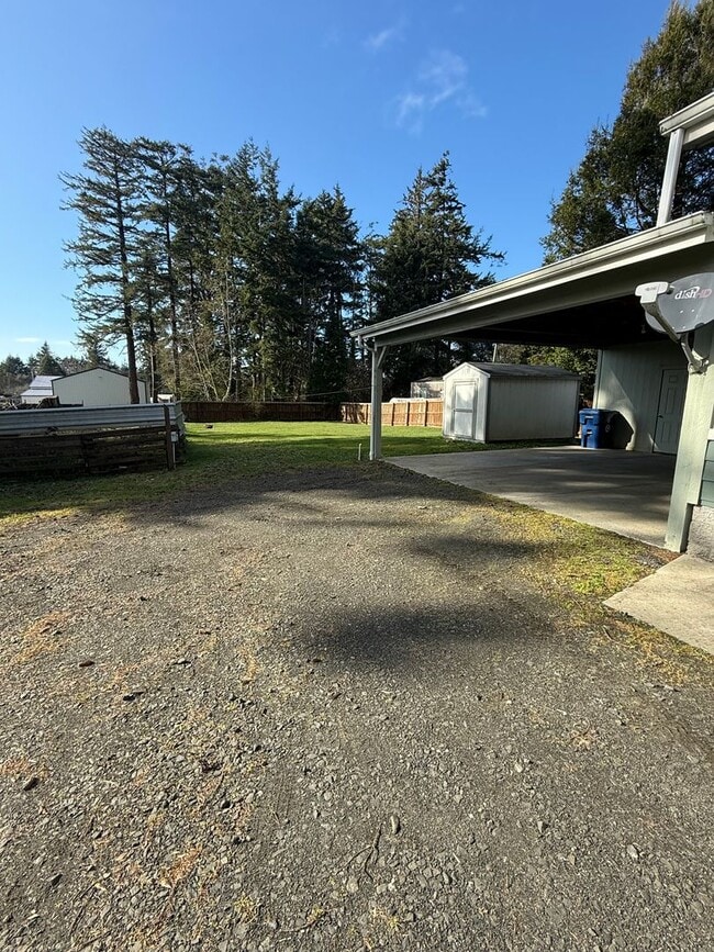 Building Photo - 63626 S Barview Rd