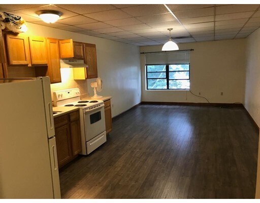 Building Photo - 13 E Hoyle St