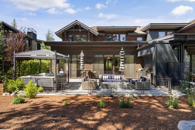 Building Photo - 10116 Corrie Ct