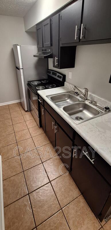 Foto principal - 678 Knox Blvd