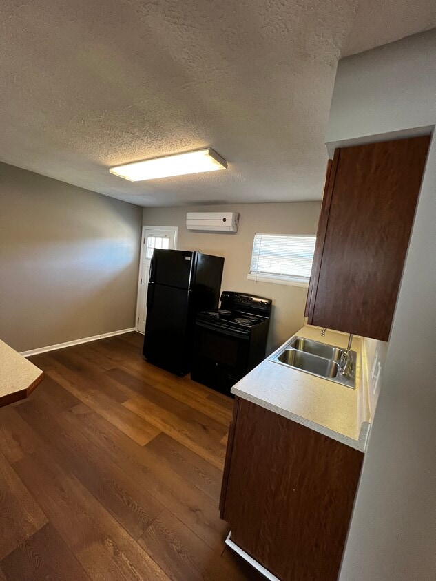 Kitchen & Back Door - 5310 E Main St