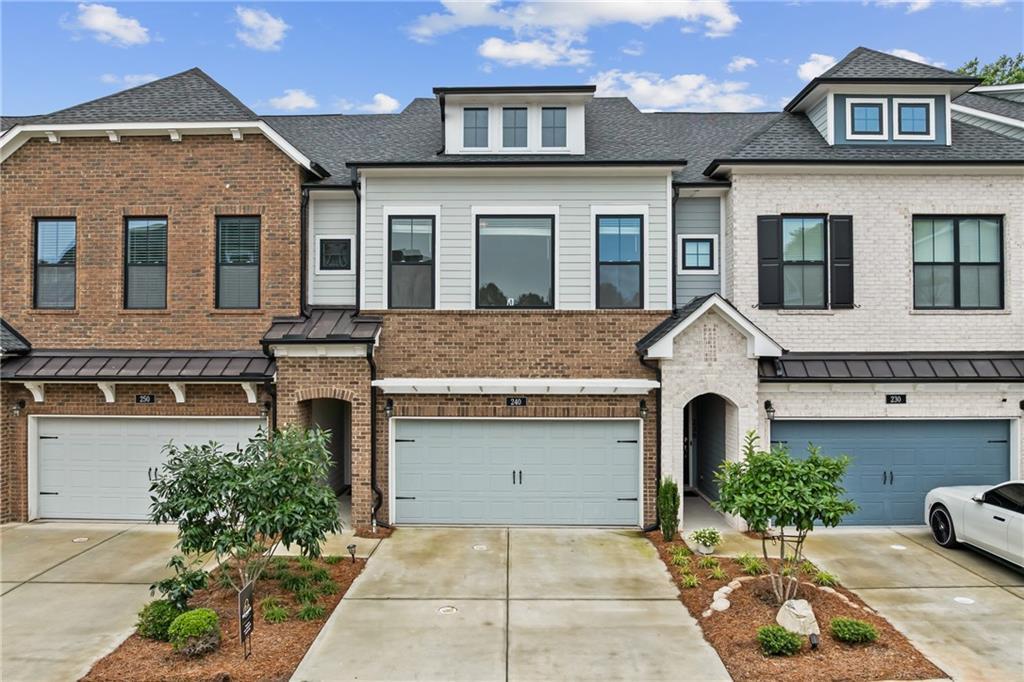 Foto principal - 240 Walker Ave