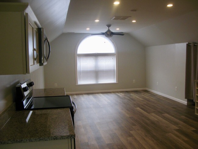 Foto del edificio - 922 Wilt Rd