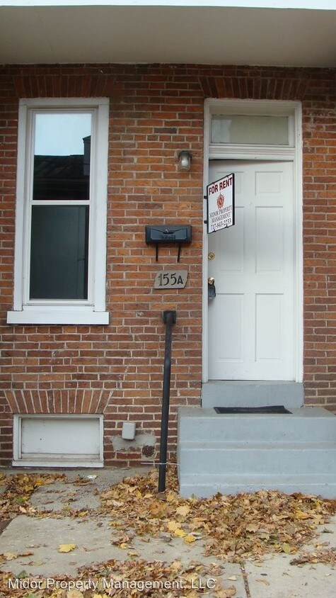 Primary Photo - 155 W King St