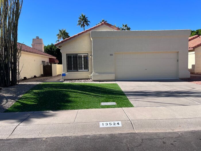 Primary Photo - Adorable light and bright! 3Bedroom/2Bath ...