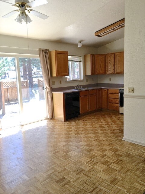 Building Photo - 17516 Cougar Ct