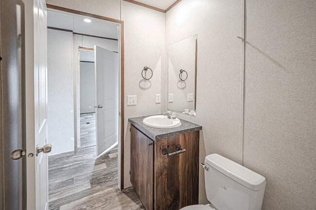 Building Photo - Spacious 3-Bed, 2-Bath Mobile Home at 2531...