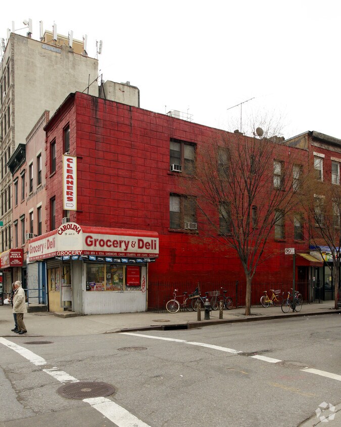 Building Photo - 19 Avenue D
