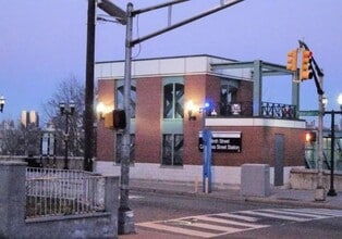 Building Photo - 530 Palisade Ave