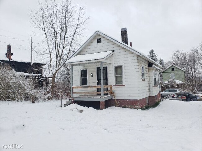 Building Photo - 2 br, 1 bath House - 841 Wallis Avenue
