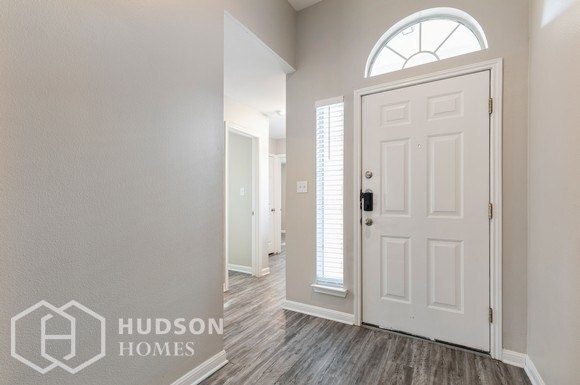 Building Photo - NOW AVAILABLE! 9523 Autumn Run Ln, Convers...