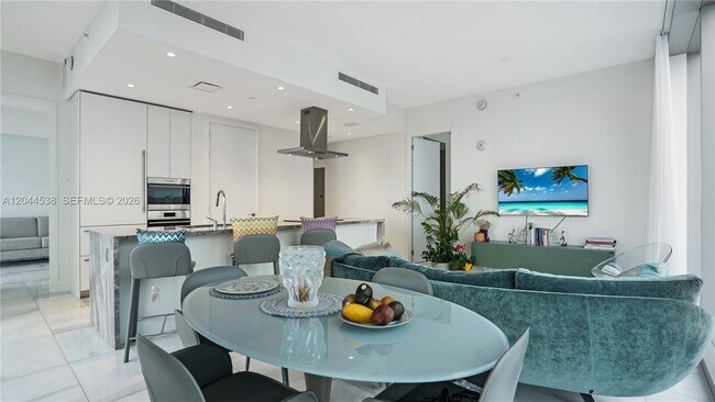 Foto del edificio - 700 NE 26th Terrace