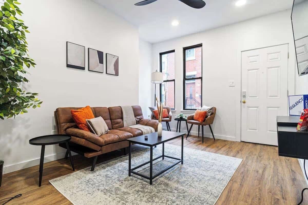 Sala de estar - 521 Alpine Ave