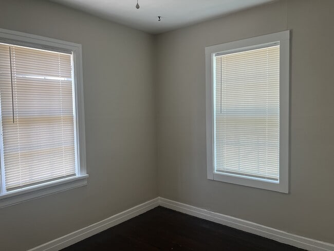 Building Photo - 2708 Avenue V