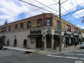 Building Photo - 918 Hempstead Turnpike