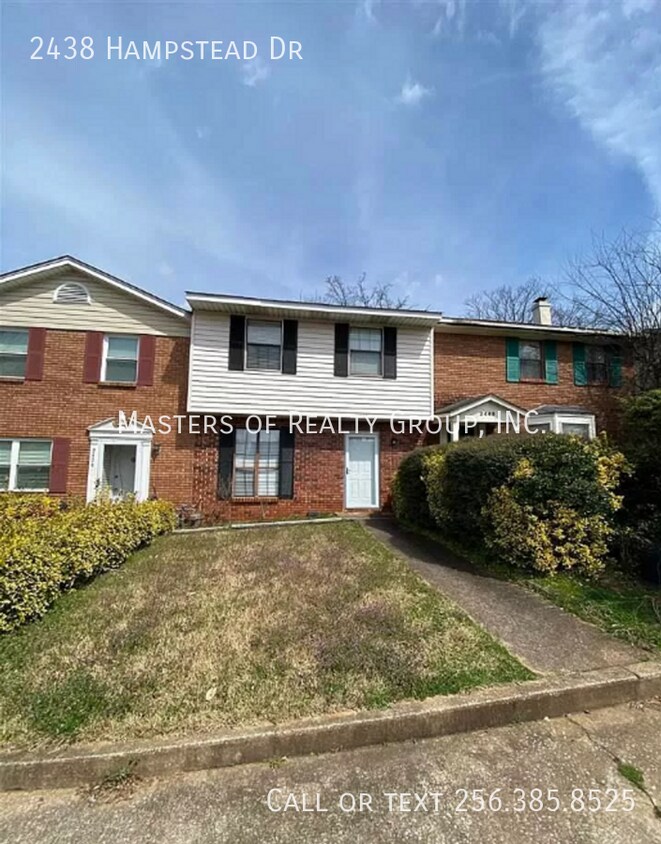Foto principal - 2438 Hampstead Dr