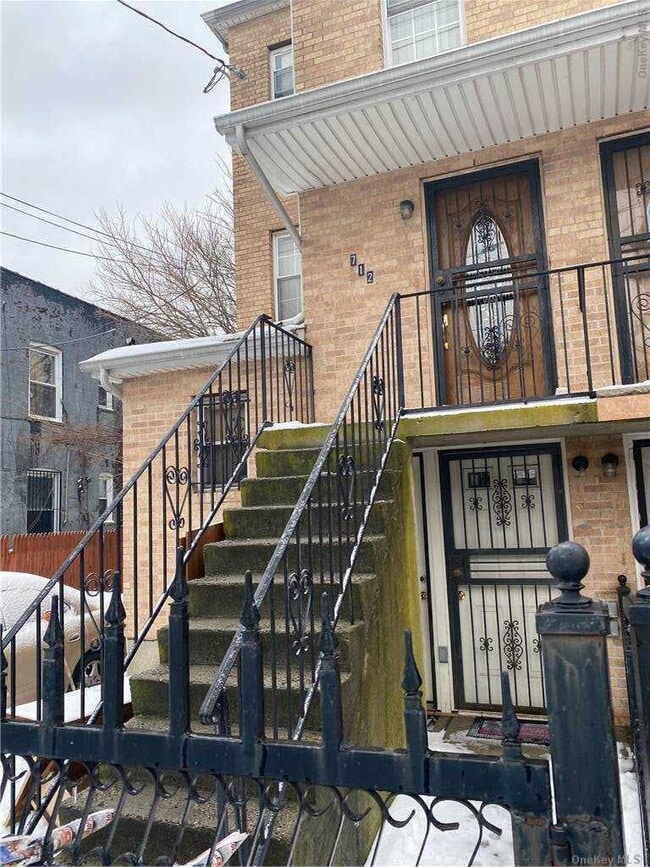 Building Photo - 712 Schenck Ave