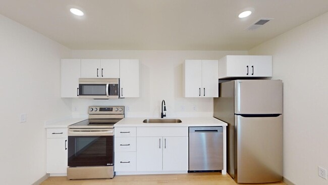 Interior Photo - Maple Rock Reserve