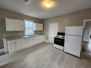 Building Photo - 410 Prince St