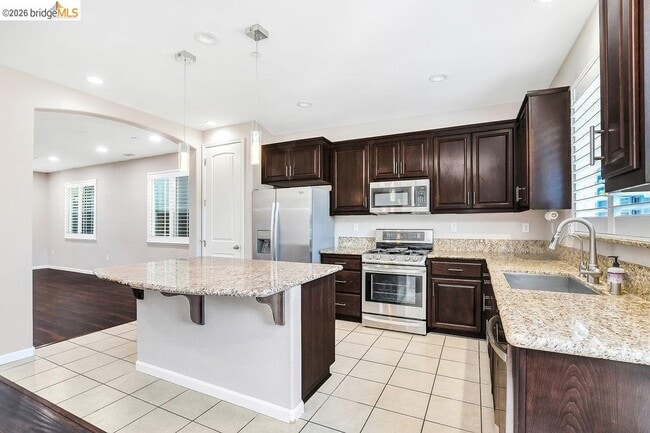 Building Photo - 1354 Portofino Dr