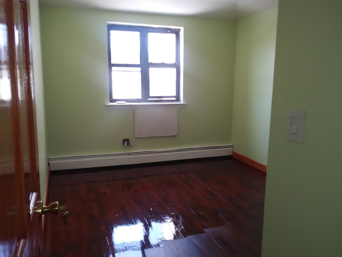 Building Photo - 32-63 35th Street