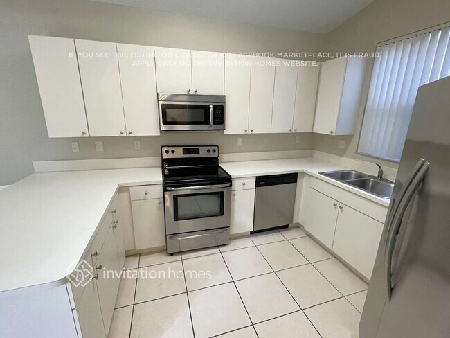 Foto del edificio - 2030 NW 98th Terrace