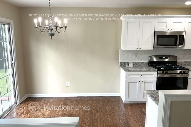 Building Photo - 543 Watercress Dr