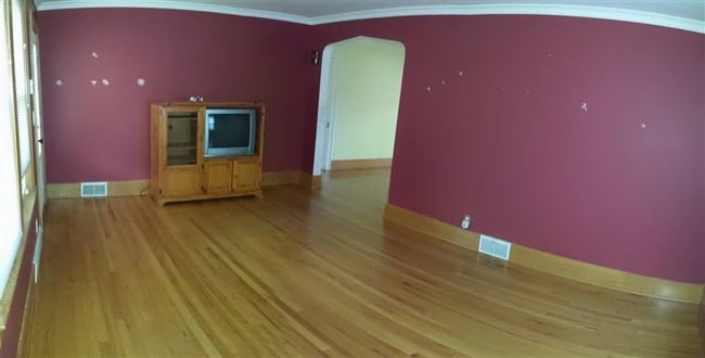Building Photo - 3 br, 1 bath House - 730 Frank St
