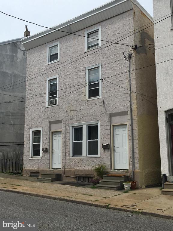 Building Photo - 4733 Umbria St
