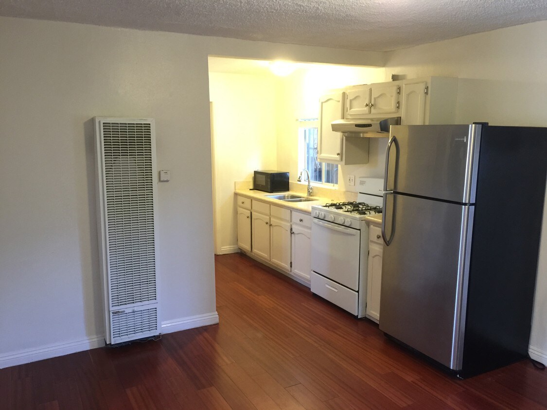 Foto principal - 3421 Walton Ave