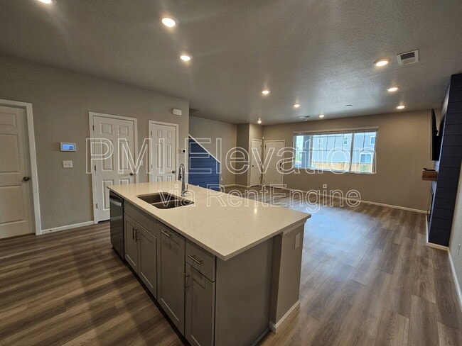 Building Photo - 5091 S Robb Ct